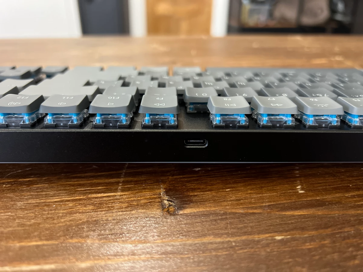 Обзор Keychron K5SE - лучшая беспроводная механическая ультратонкая клавиатура Обзор Keychron K5SE - лучшая беспроводная механическая ультратонкая клавиатура