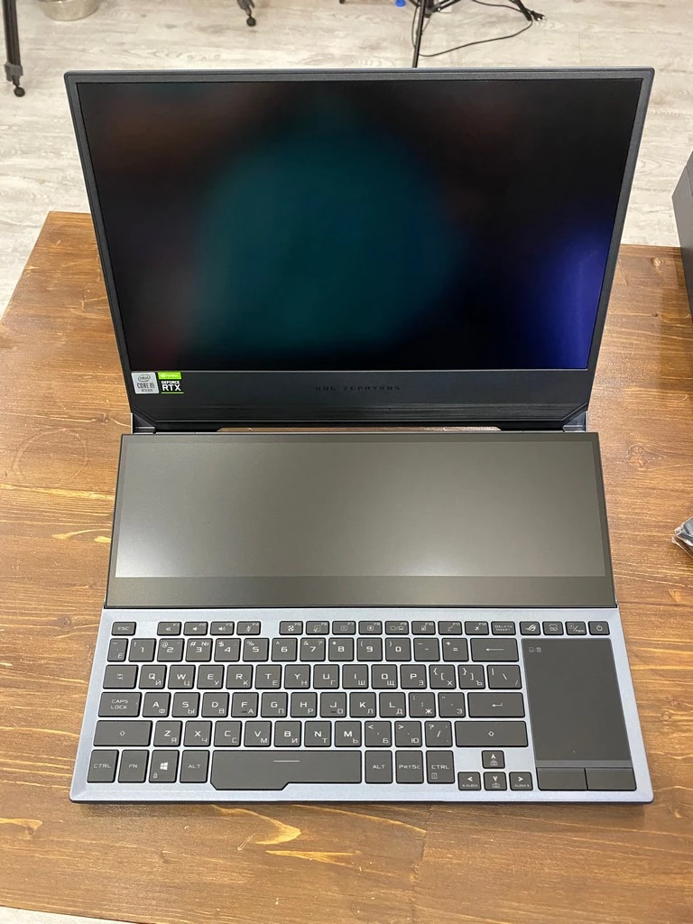 ASUS ROG Zephyrus Duo 15 — это просто бомба ASUS ROG Zephyrus Duo 15 — это просто бомба