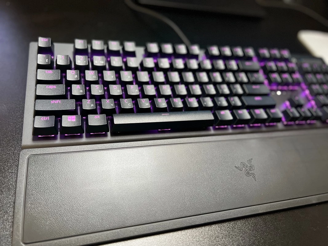 Обзор игровой клавиатуры Razer BlackWidow V3 (Yellow Switch) Обзор игровой клавиатуры Razer BlackWidow V3 (Yellow Switch)