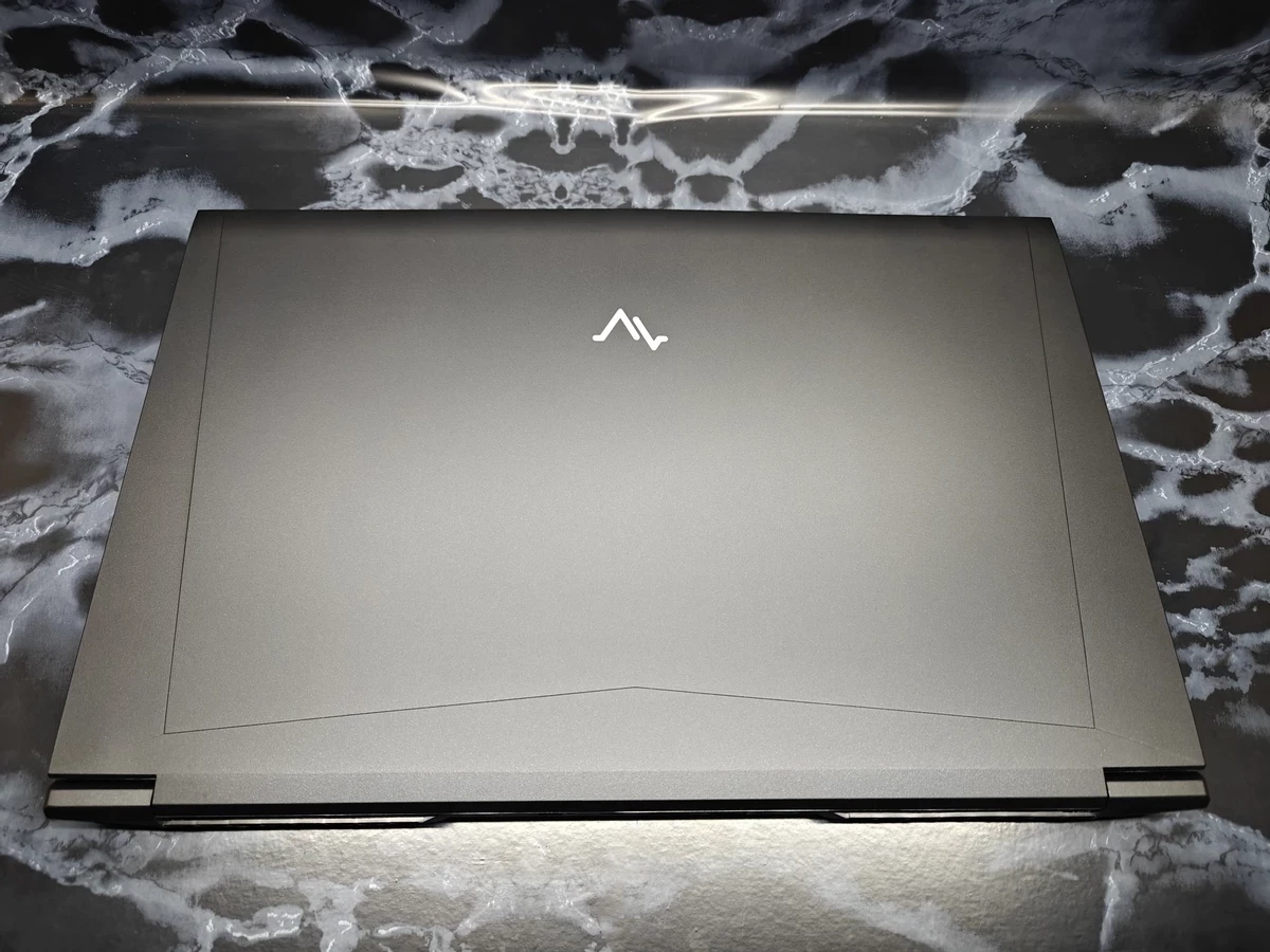 Обзор Maibenben X17A — большой и доступный игровой ноутбук Обзор Maibenben X17A — большой и доступный игровой ноутбук