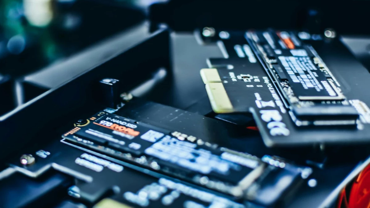 Антимоноплльные органы? Нет, не слышали: Samsung и SK hynix сократят производитсво чипов NAND, чтобы взвинтить цены на SSD 