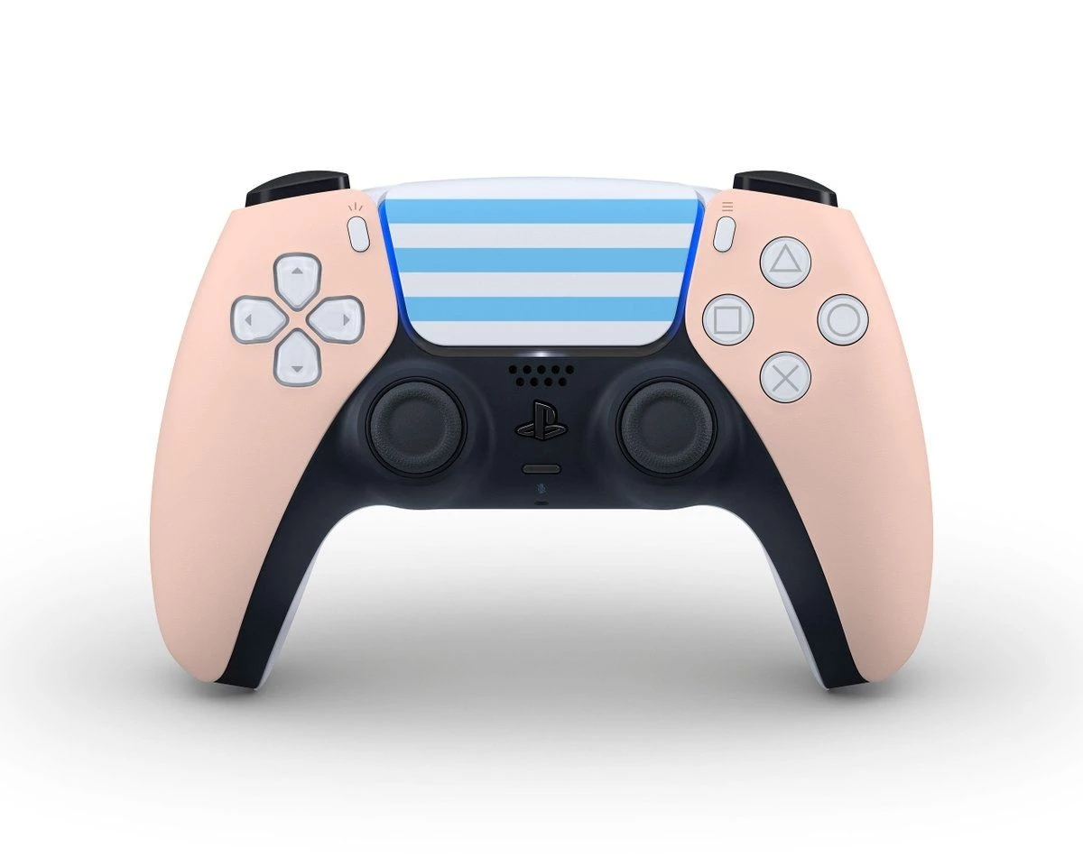 Фанатские фантазии на тему контроллера PlayStation 5 Фанатские фантазии на тему контроллера PlayStation 5