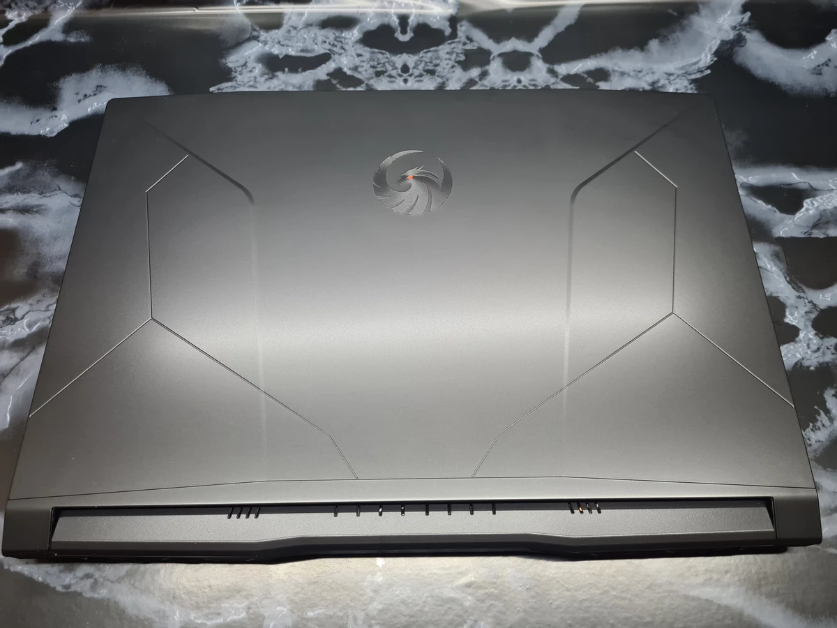 Обзор ноутбука MSI Bravo 15 C7VF-038RU на R7 7735HS и RTX 4060 Обзор ноутбука MSI Bravo 15 C7VF-038RU на R7 7735HS и RTX 4060