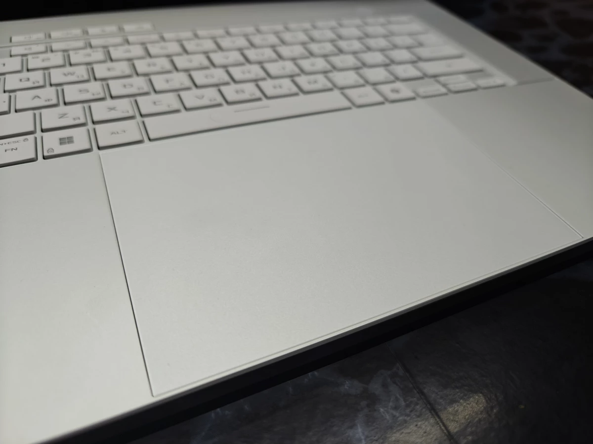 Обзор ASUS ROG Zephyrus G16 (GA605) — тонкий, легкий, игровой Обзор ASUS ROG Zephyrus G16 (GA605) — тонкий, легкий, игровой