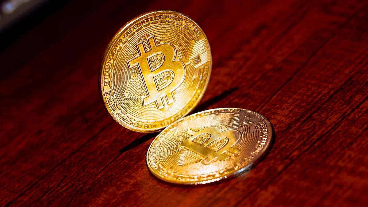 Bitcoin перешагнул порог в 100 000 долларов Bitcoin перешагнул порог в 100 000 долларов