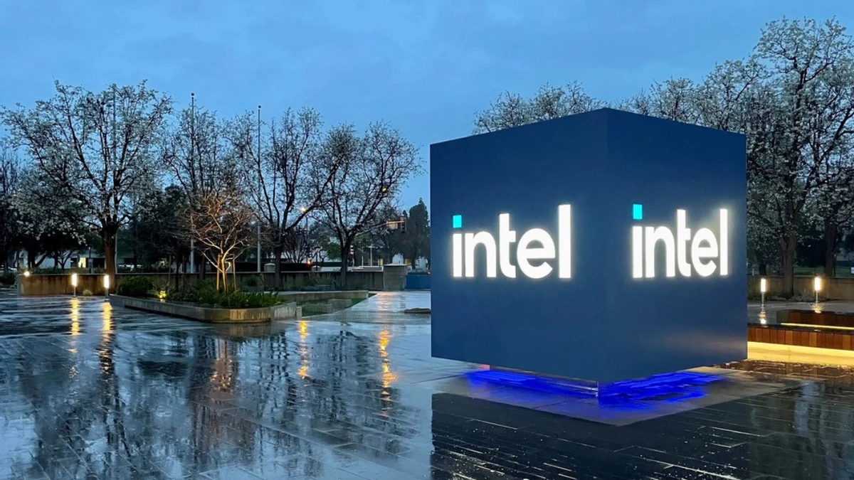 Intel побила рекорд Microsoft — работу потеряет 24 000 трудяг, а планы построить заводы в Европе отправились в мусор Intel побила рекорд Microsoft — работу потеряет 24 000 трудяг, а планы построить заводы в Европе отправились в мусор