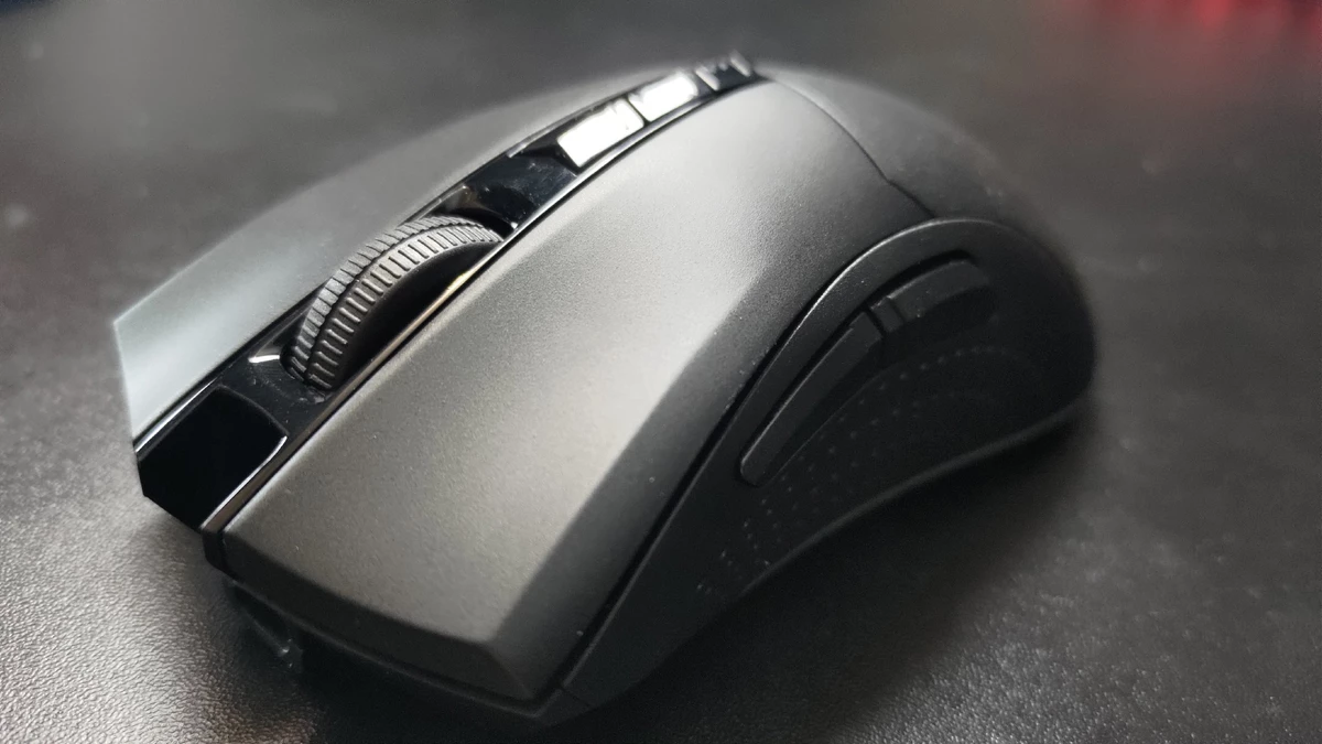 Обзор A4TECH Bloody R90 Plus — добротная беспроводная игровая мышь с нюансом Обзор A4TECH Bloody R90 Plus — добротная беспроводная игровая мышь с нюансом