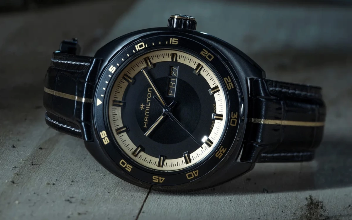 Представлены лимитированные часы от Hamilton в честь скорого релиза Resident Evil Requiem