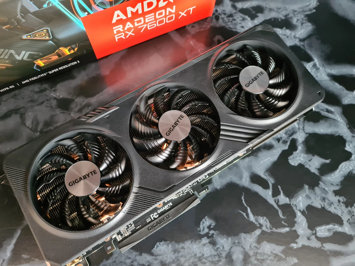 Обзор Gigabyte Radeon RX 7600 XT Gaming OC Обзор Gigabyte Radeon RX 7600 XT Gaming OC