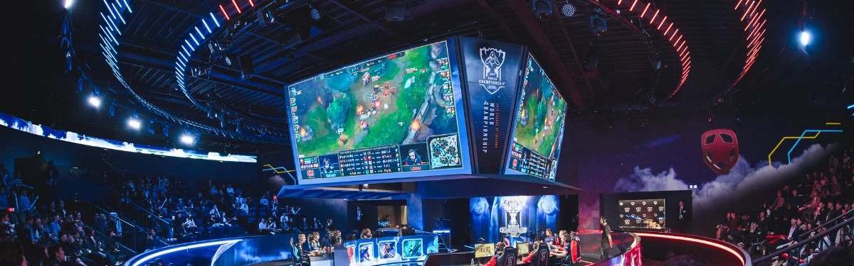 Riot отрицает, что заставлял ведущих трансляции избегать упоминать Гонконг Riot отрицает, что заставлял ведущих трансляции избегать упоминать Гонконг