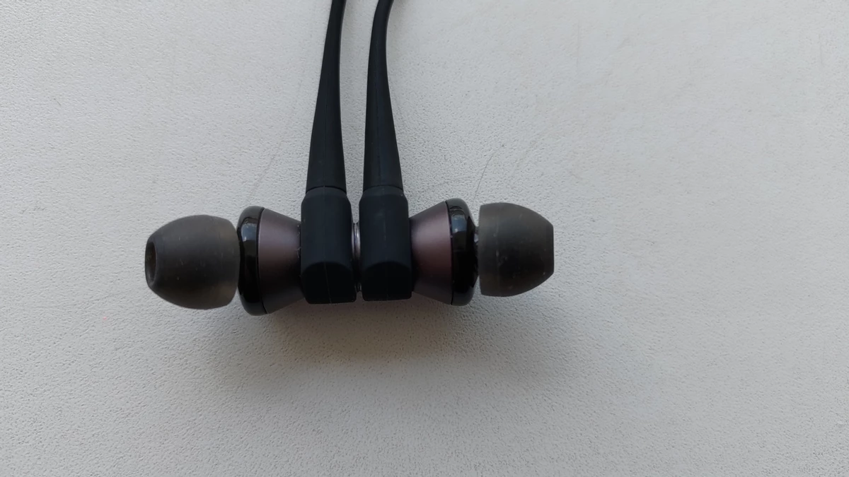 Обзор беспроводной гарнитуры Creative Aurvana Trio Wireless Обзор беспроводной гарнитуры Creative Aurvana Trio Wireless
