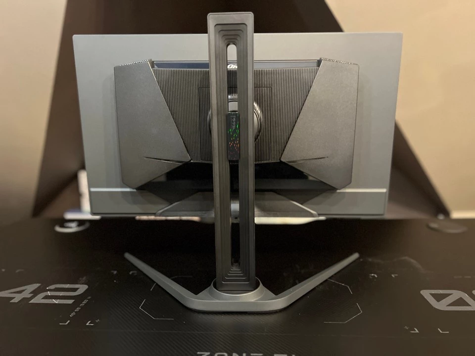 Обзор AORUS FO27Q3 — игровая революция на QD-OLED Обзор AORUS FO27Q3 — игровая революция на QD-OLED