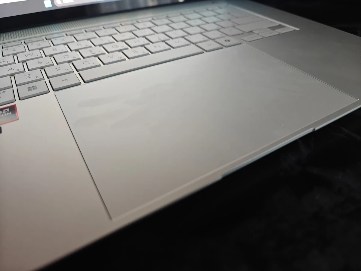 Обзор ASUS Zenbook S16 — тонкий, мощный, с Ryzen AI и OLED Обзор ASUS Zenbook S16 — тонкий, мощный, с Ryzen AI и OLED