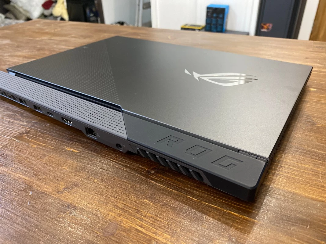 Обзор игрового ноутбука ASUS ROG Strix G15 (G513QE-HN104T) Обзор игрового ноутбука ASUS ROG Strix G15 (G513QE-HN104T)