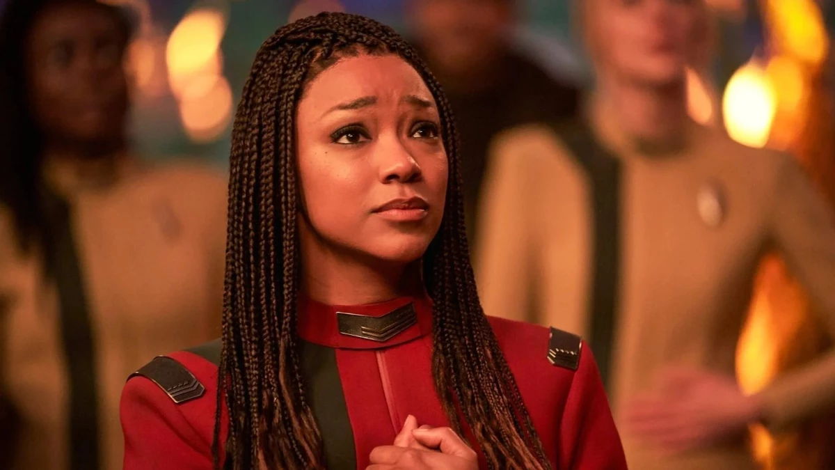 Майкл, Бук и крутая зверюга в отрывке из пятого сезона «Звездного пути: Дискавери» Майкл, Бук и крутая зверюга в отрывке из пятого сезона «Звездного пути: Дискавери»