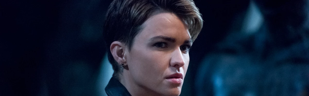 Arrowverse ищет новую лесбиянку*: Руби Роуз отказалась от роли Бэтвумен Arrowverse ищет новую лесбиянку*: Руби Роуз отказалась от роли Бэтвумен