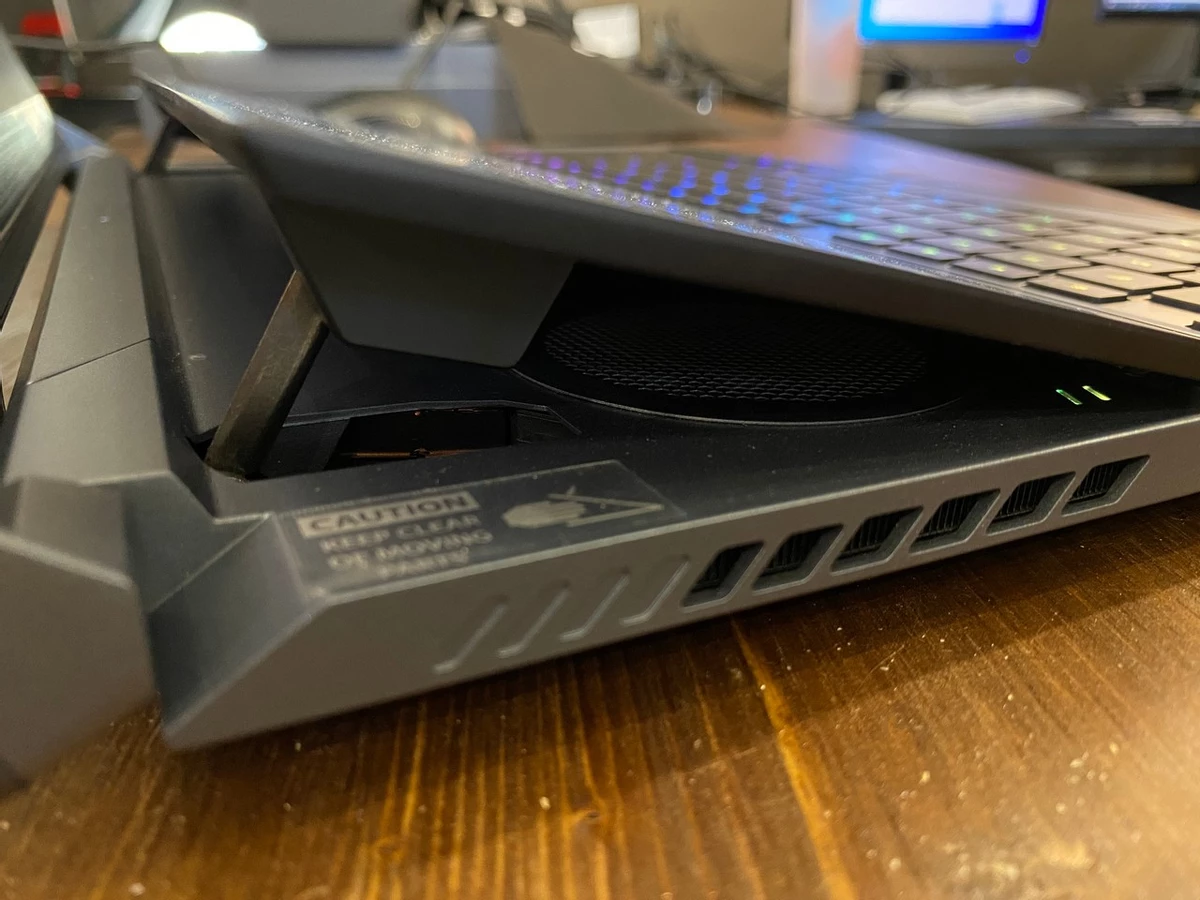 ASUS ROG Zephyrus Duo 15 — это просто бомба ASUS ROG Zephyrus Duo 15 — это просто бомба