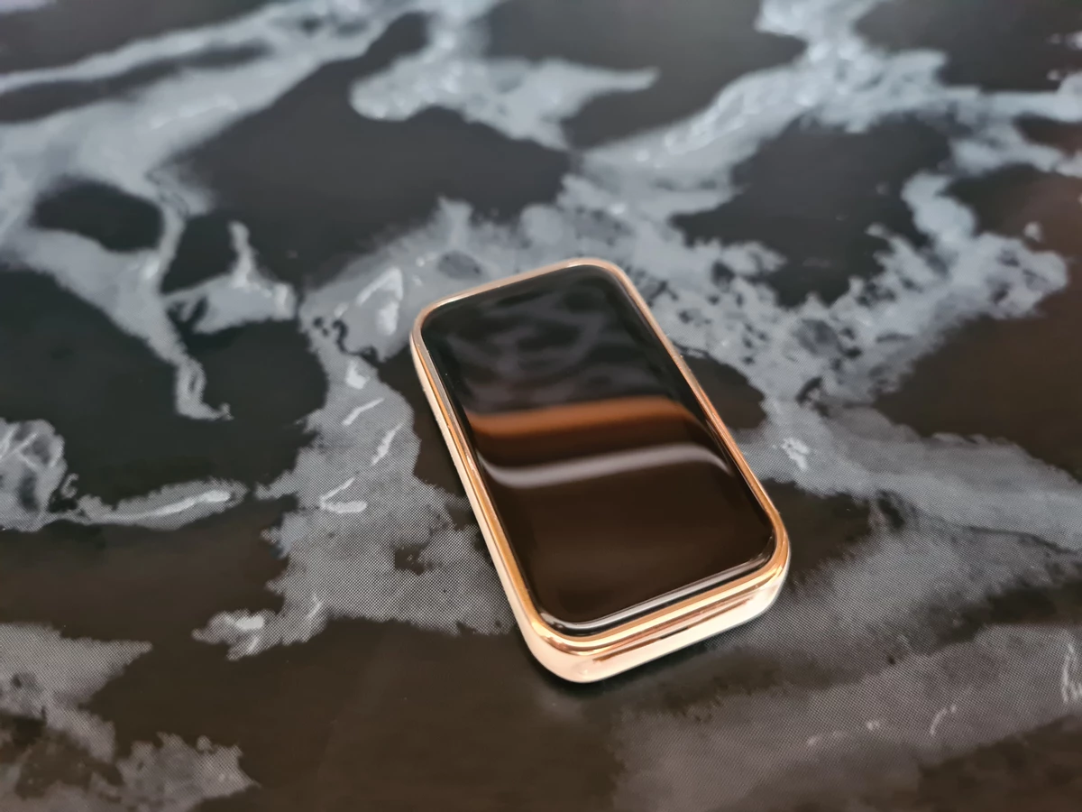 Обзор фитнес-браслета Huawei Band 9 Обзор фитнес-браслета Huawei Band 9