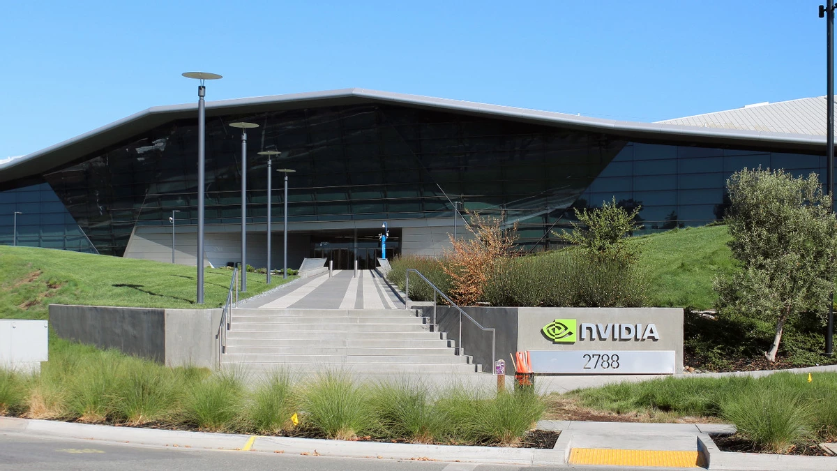 Технология NVIDIA RTX Neural Rendering снизит потребление видеопамяти в семь раз Технология NVIDIA RTX Neural Rendering снизит потребление видеопамяти в семь раз