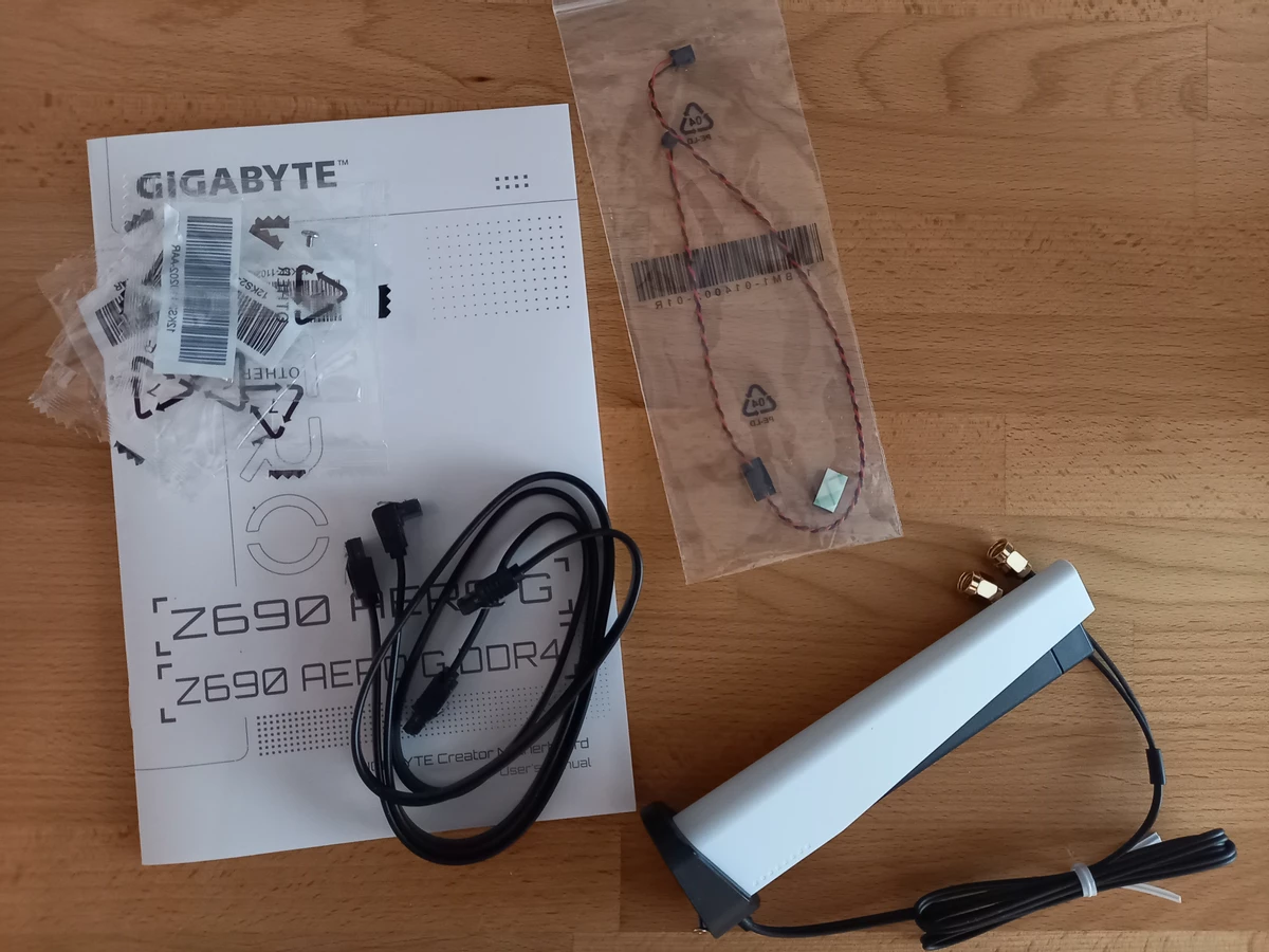 Обзор материнской платы GIGABYTE Z690 AERO G Обзор материнской платы GIGABYTE Z690 AERO G