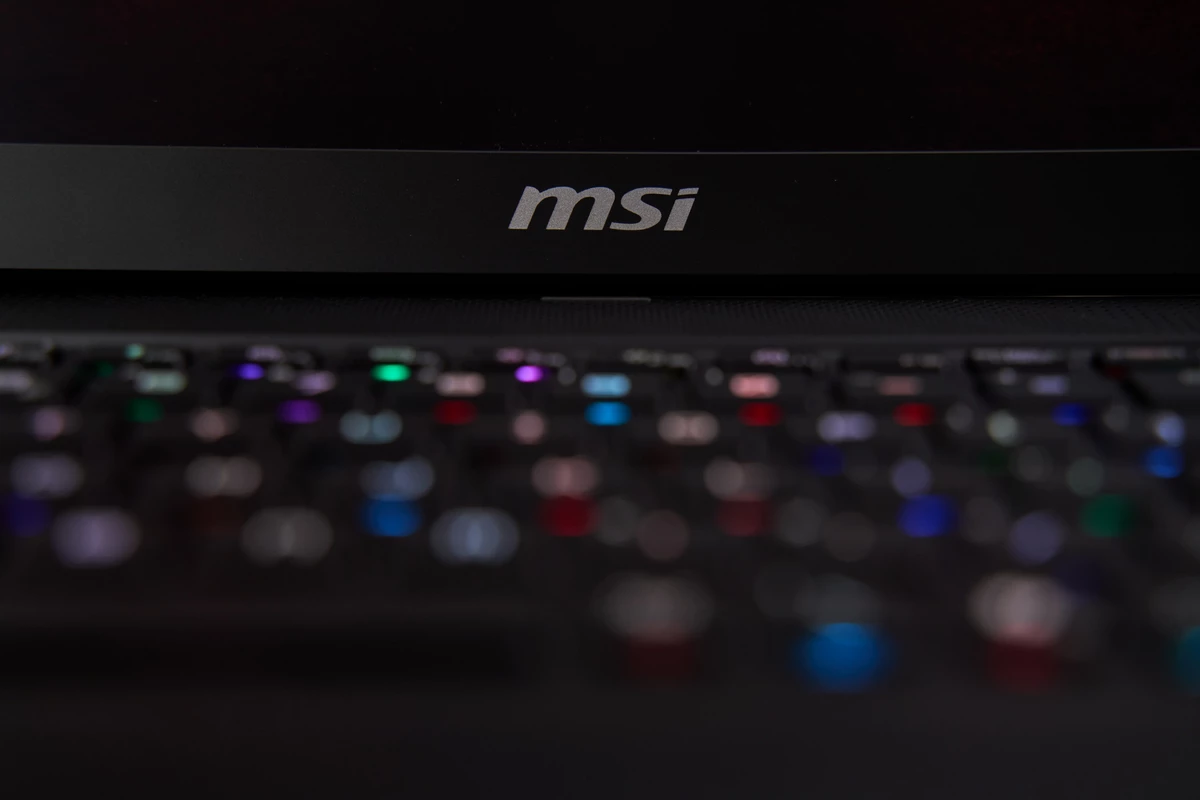 Обзор ноутбука MSI Stealth 18 HX AI — флагман с новейшими Intel Core Ultra и RTX 5090 для ноутбуков Обзор ноутбука MSI Stealth 18 HX AI — флагман с новейшими Intel Core Ultra и RTX 5090 для ноутбуков