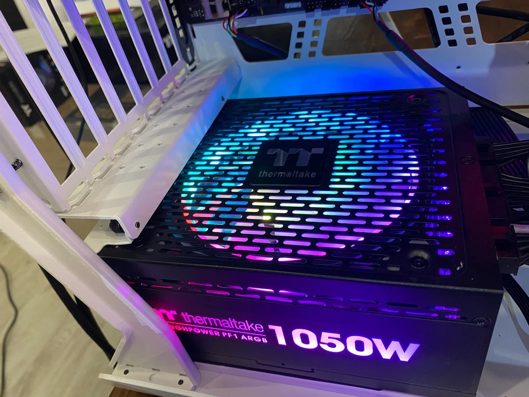 Обзор дизайнерского сетапа от Thermaltake Обзор дизайнерского сетапа от Thermaltake