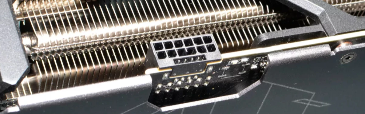 Обжатие могло спасти адаптеры питания RTX 4090 от возгораний Обжатие могло спасти адаптеры питания RTX 4090 от возгораний