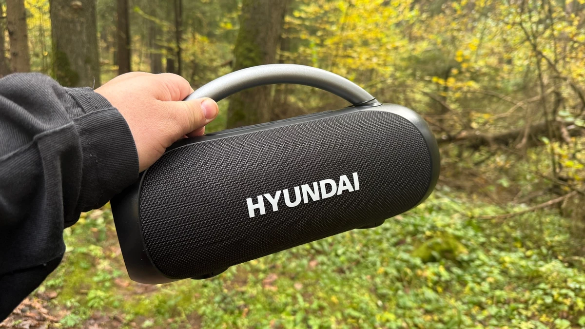 Обзор портативной колонки Hyundai H-PS1026: музыка с собой в любую погоду
