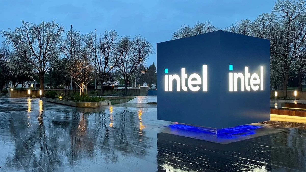 СМИ: Qualcomm возжелала кусочек Intel СМИ: Qualcomm возжелала кусочек Intel