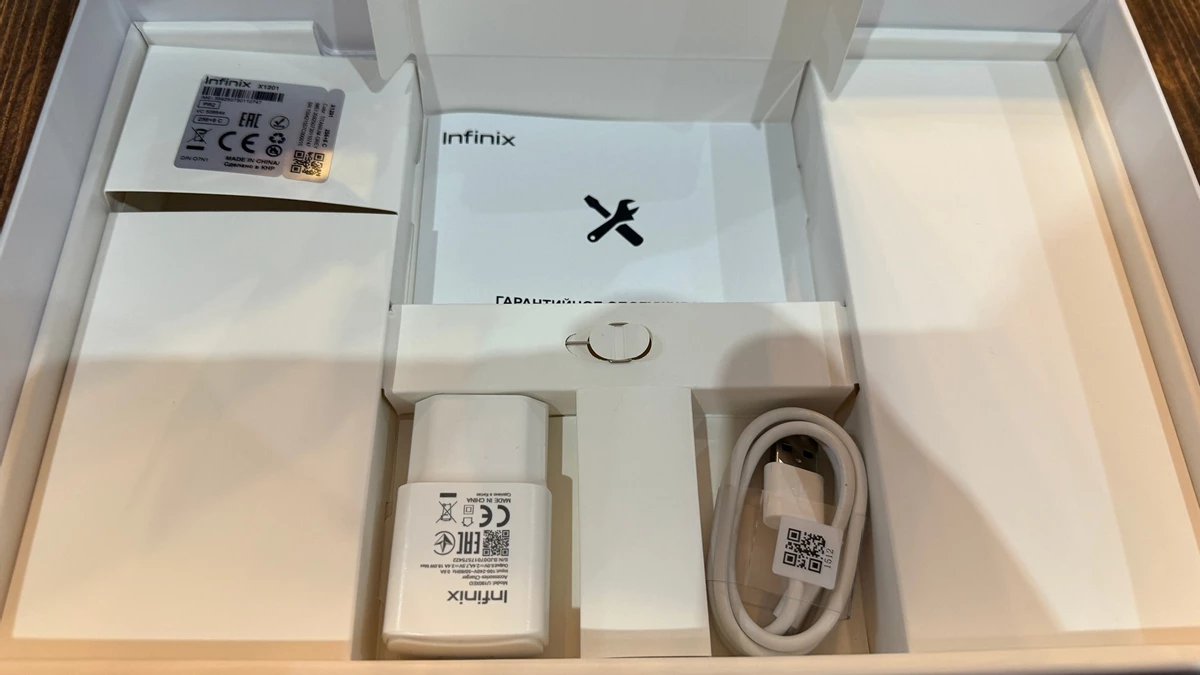 Infinix XPAD 20 Pro — большой экран, LTE и металл по доступной цене