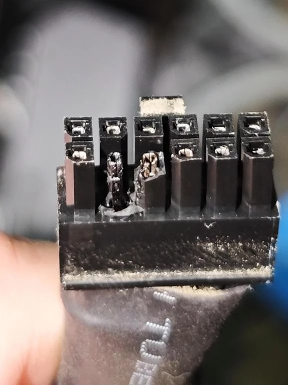 Проблема с разъемом питания 12VHPWR затронула даже GeForce RTX 3060 Ti