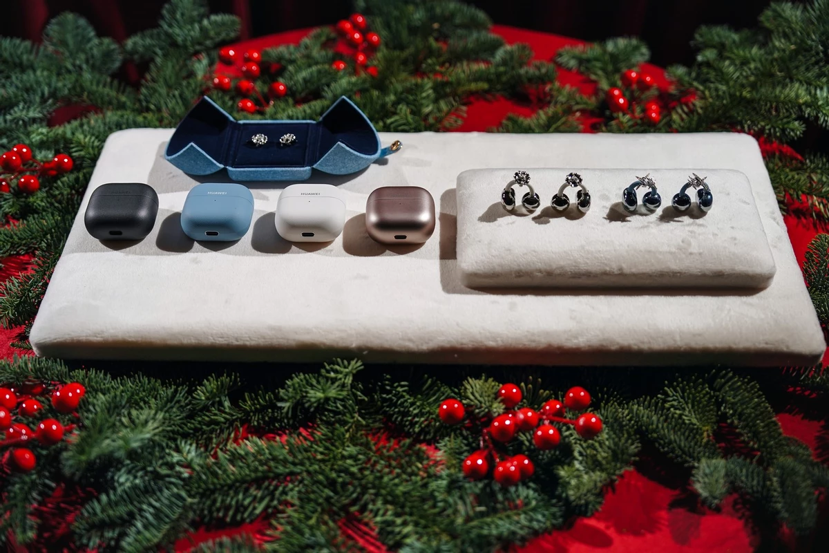 В России стартовали предзаказы на складной смартфон HUAWEI Mate X7 и наушники FreeClip 2