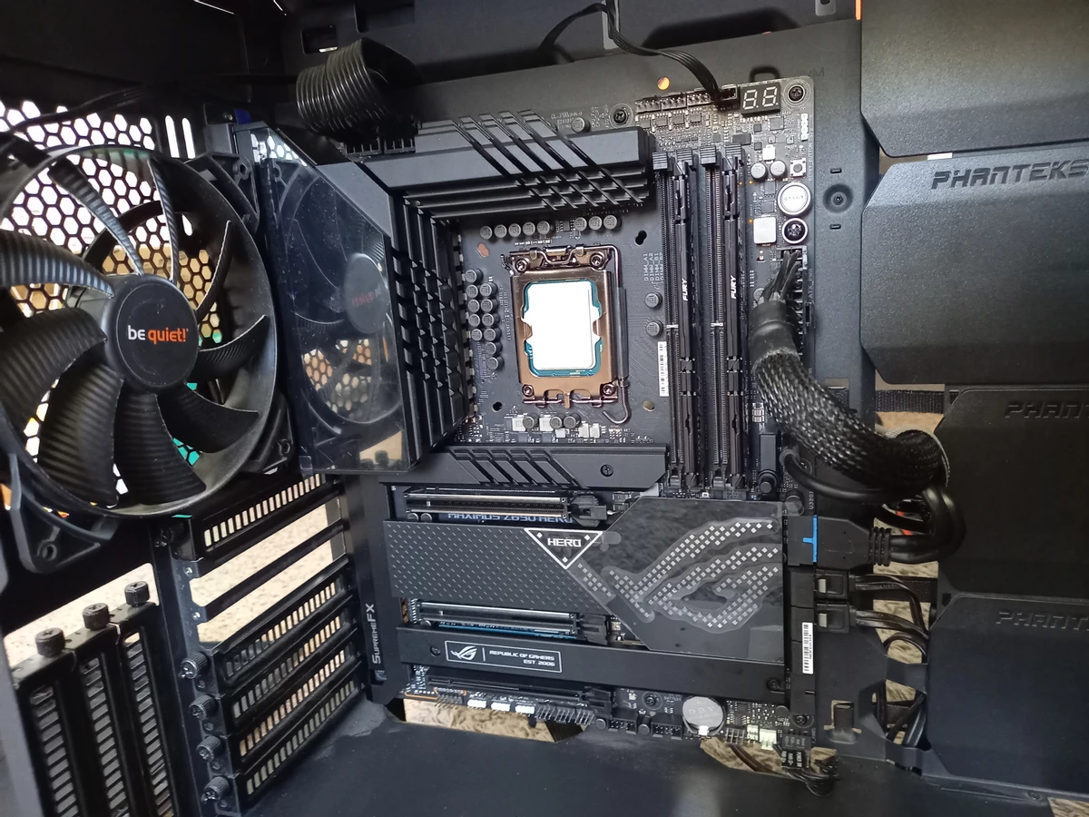 Обзор Intel Core i9-12900K, тестирование в играх, бенчмарках, сравнение DDR4 и DDR5 Обзор Intel Core i9-12900K, тестирование в играх, бенчмарках, сравнение DDR4 и DDR5