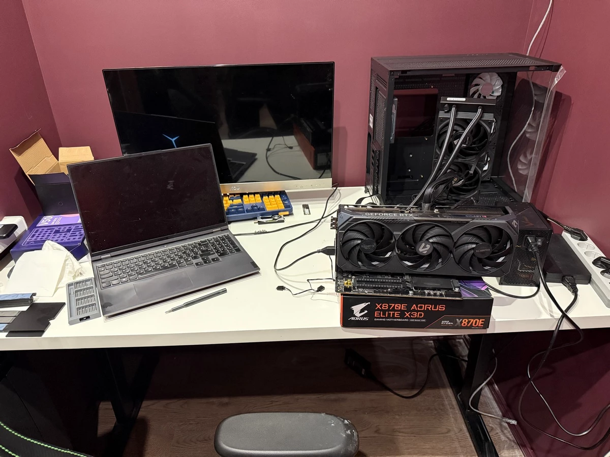 А так выглядит сборка, когда она с первого раза не запустилась и надо все заново переткнуть =) А так выглядит сборка, когда она с первого раза не запустилась и надо все заново переткнуть =)