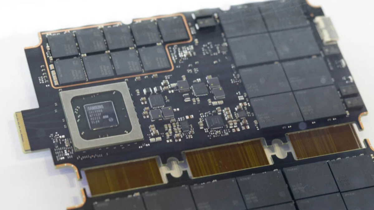 Samsung планирует выпуск SSD на 256 ТБ в 2026 году и 512 ТБ в 2027 году