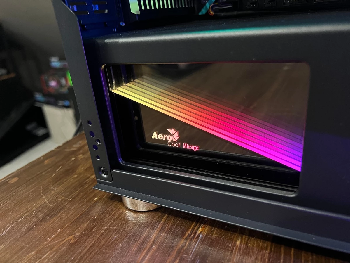 Обзор: блок питания Mirage Gold 750W с системой воздушного охлаждения Rime 4 от AeroCool Обзор: блок питания Mirage Gold 750W с системой воздушного охлаждения Rime 4 от AeroCool