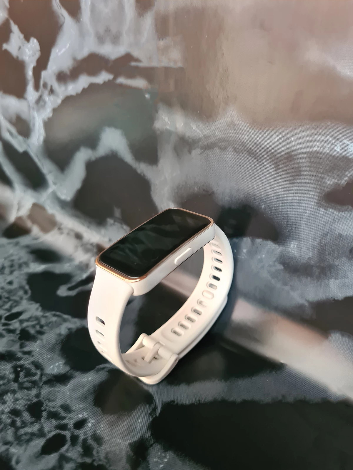 Обзор фитнес-браслета Huawei Band 9 Обзор фитнес-браслета Huawei Band 9