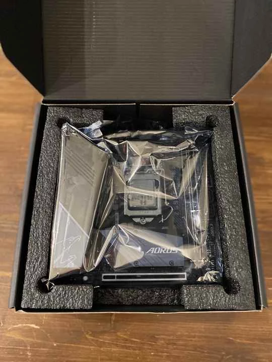 Обзор материнской платы Z590I AORUS ULTRA — от энтузиастов для энтузиастов Обзор материнской платы Z590I AORUS ULTRA — от энтузиастов для энтузиастов
