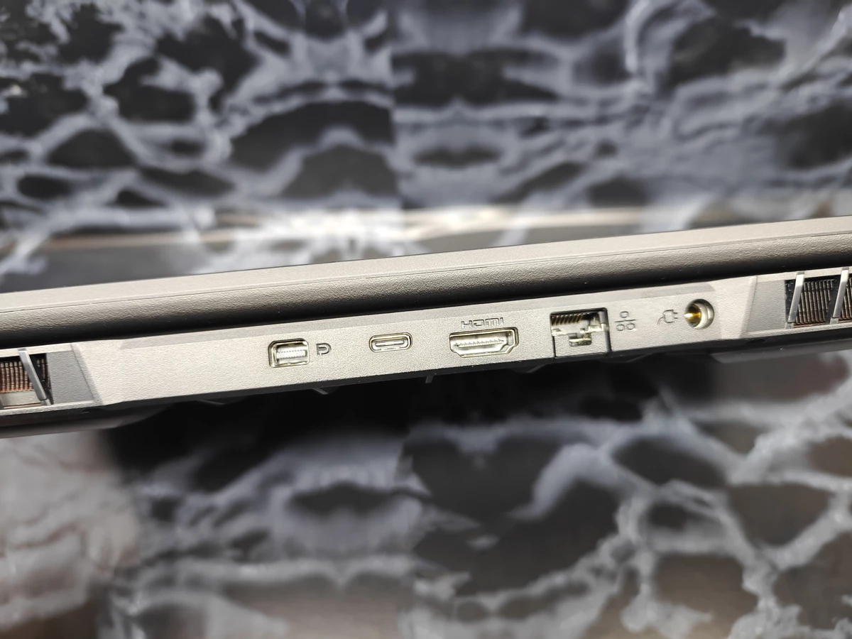 Обзор Maibenben X17A — большой и доступный игровой ноутбук Обзор Maibenben X17A — большой и доступный игровой ноутбук