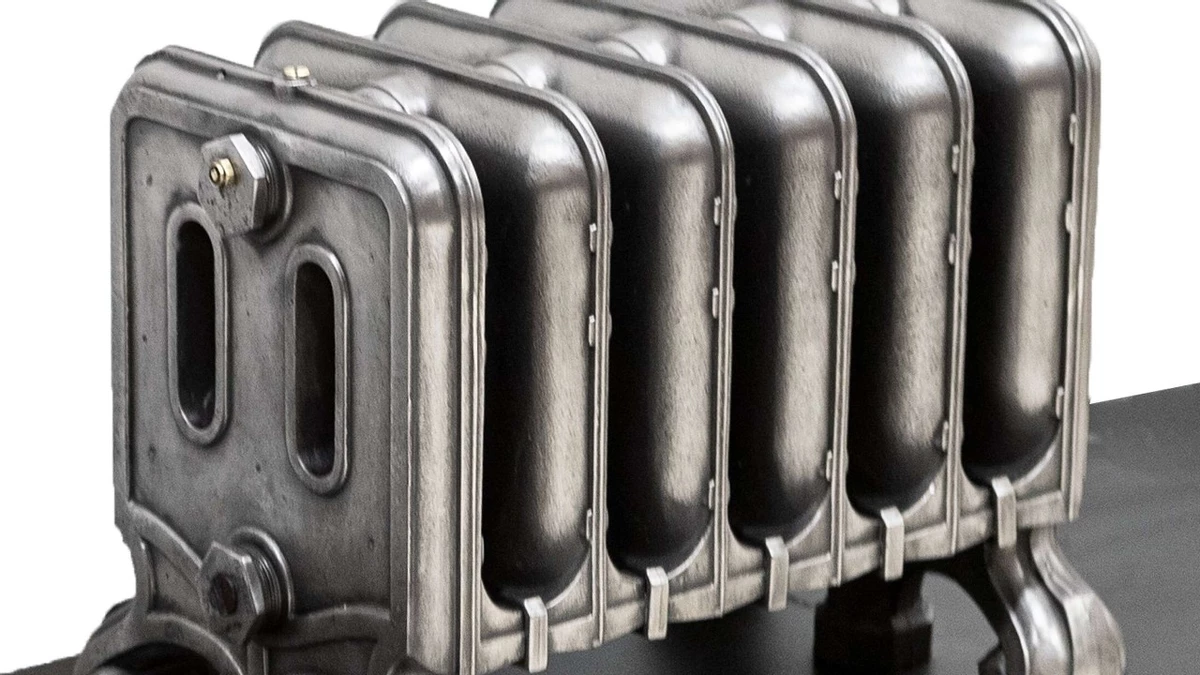 Гейминг в викторианском стиле — 50-килограммовый чугунный радиатор превратили в игровой ПК