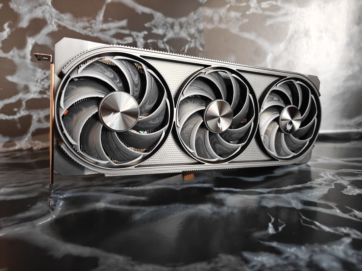 Обзор Predator Radeon RX 7800 XT от Acer — компактная, тихая и холодная Обзор Predator Radeon RX 7800 XT от Acer — компактная, тихая и холодная