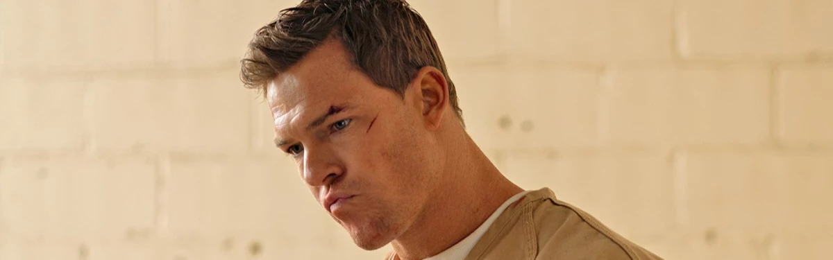 Здоровяк Джек Ричер и потасовка в тюрьме в отрывке из сериала от Amazon Здоровяк Джек Ричер и потасовка в тюрьме в отрывке из сериала от Amazon