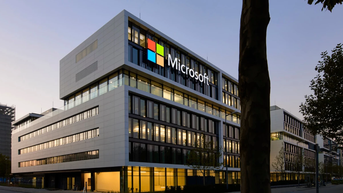 Либо ты примешь ИИ, либо ты будешь уволен: Microsoft, как и KRAFTON, взяла прямой курс на повсеместное внедрение нейросетей в работе