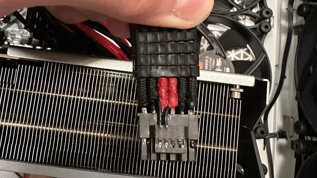 RTX 4090 сотнями попадают в ремонт из-за оплавления коннекторов питания RTX 4090 сотнями попадают в ремонт из-за оплавления коннекторов питания