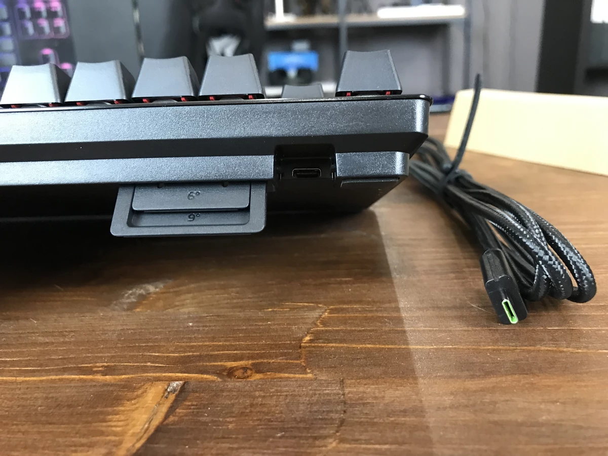Razer Huntsman Tournament Edition: игровая клавиатура с оптическими переключателями для киберспорта Razer Huntsman Tournament Edition: игровая клавиатура с оптическими переключателями для киберспорта