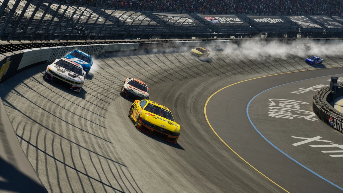 Обзор NASCAR 25 - знаменитые гонки по овалам