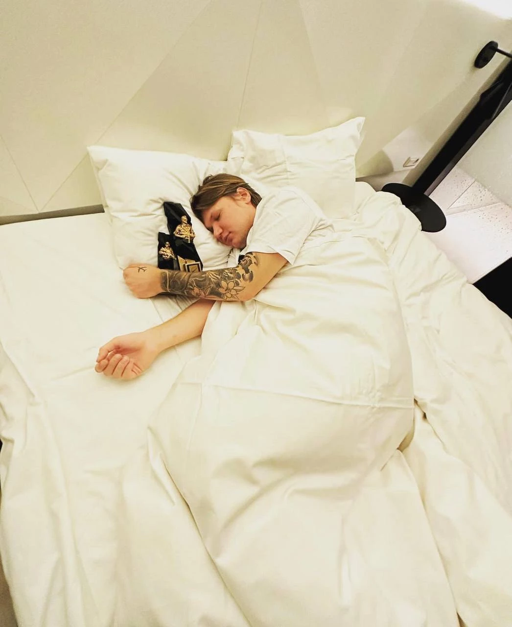 Александр S1mple Костылев - лучший игрок за всю историю CS:GO Александр S1mple Костылев - лучший игрок за всю историю CS:GO