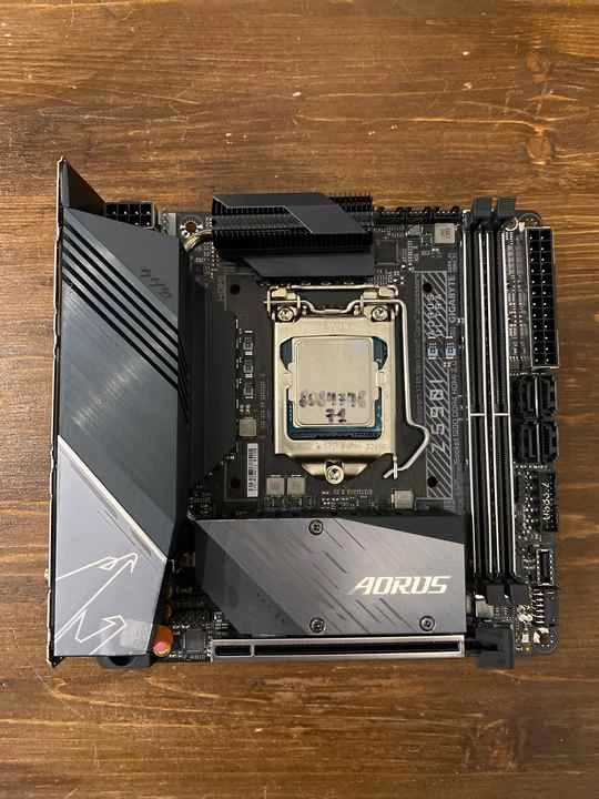 Обзор материнской платы Z590I AORUS ULTRA — от энтузиастов для энтузиастов Обзор материнской платы Z590I AORUS ULTRA — от энтузиастов для энтузиастов