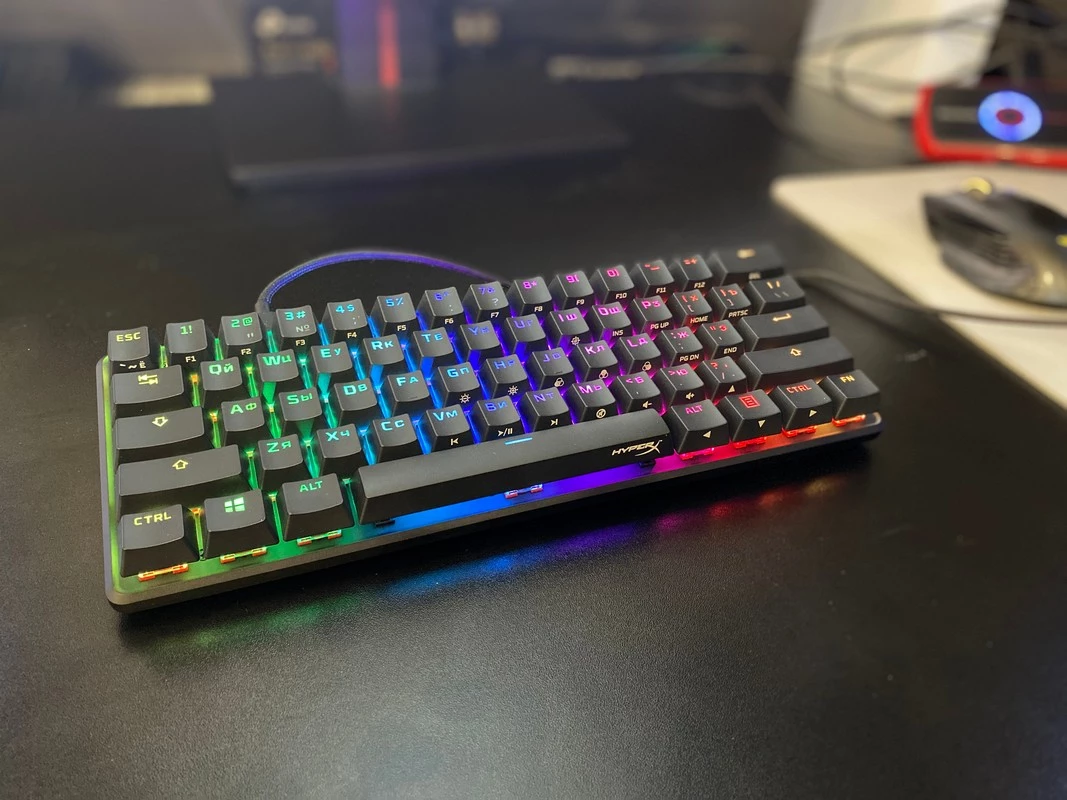 Обзор механической игровой клавиатуры HyperX Alloy Origins 60 Обзор механической игровой клавиатуры HyperX Alloy Origins 60