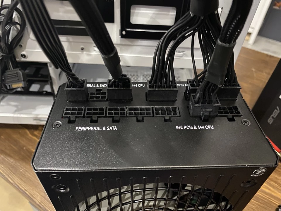 Обзор игрового сетапа на компонентах Corsair Обзор игрового сетапа на компонентах Corsair